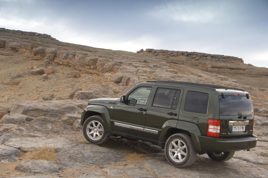  Jeep Cherokee 2008 года  (фото 63 из 161)